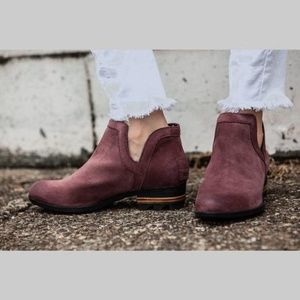 sorel cut out bootie